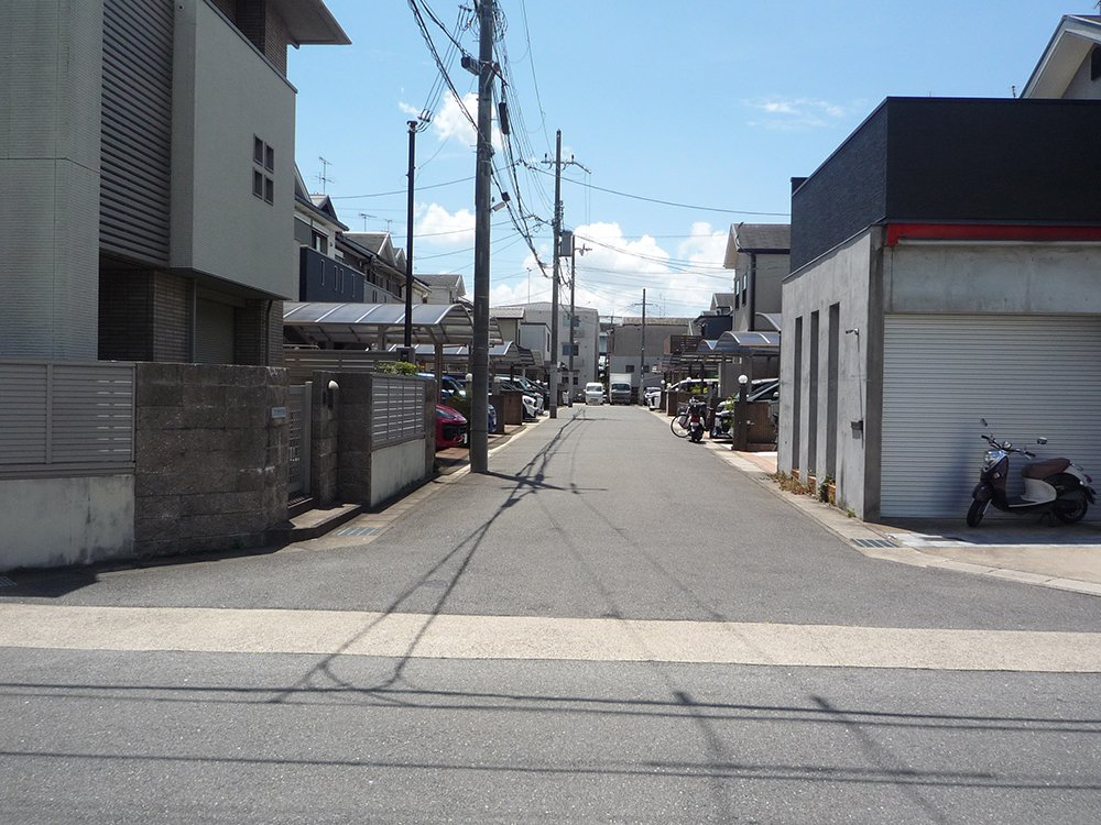 東側前面道路 ６ｍ